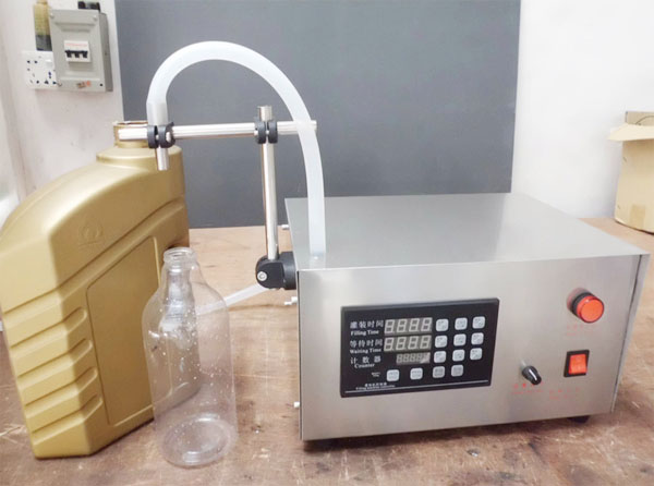 手動小型定量灌裝機(jī)